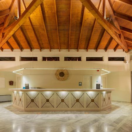 Aeolian Village Beach Resort Скала Ересу Екстериор снимка