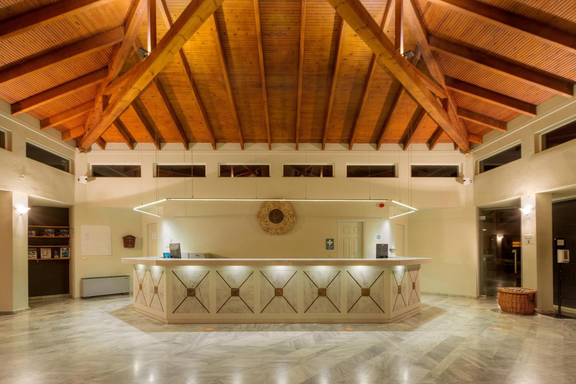 Aeolian Village Beach Resort Скала Ересу Екстериор снимка